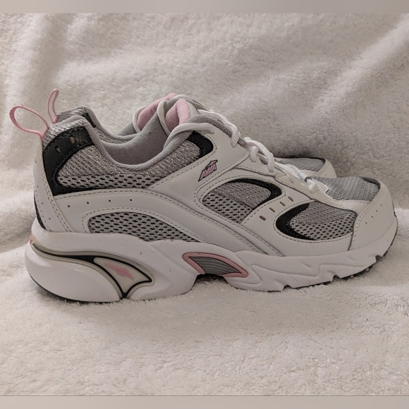 Avia 5018 Womens Athletic Sneakers Trainers Running Shoe White Gray Pink Black 8 - Picture 1 of 8